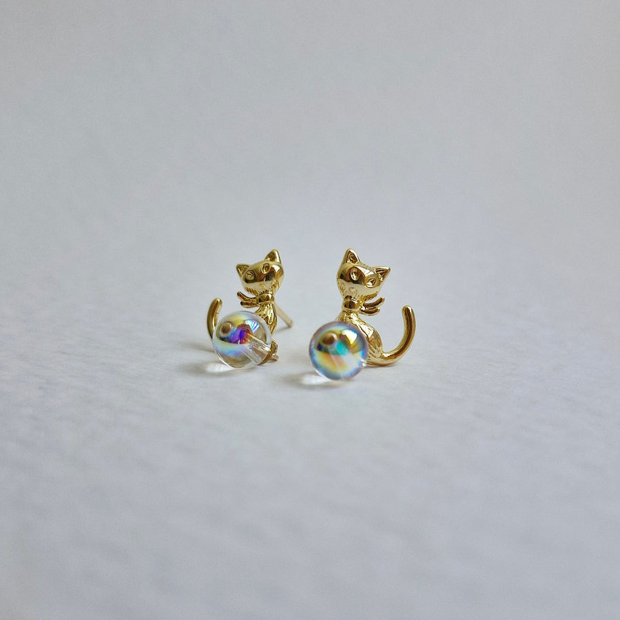 Sitting Cat Earrings | Austrian Crystal