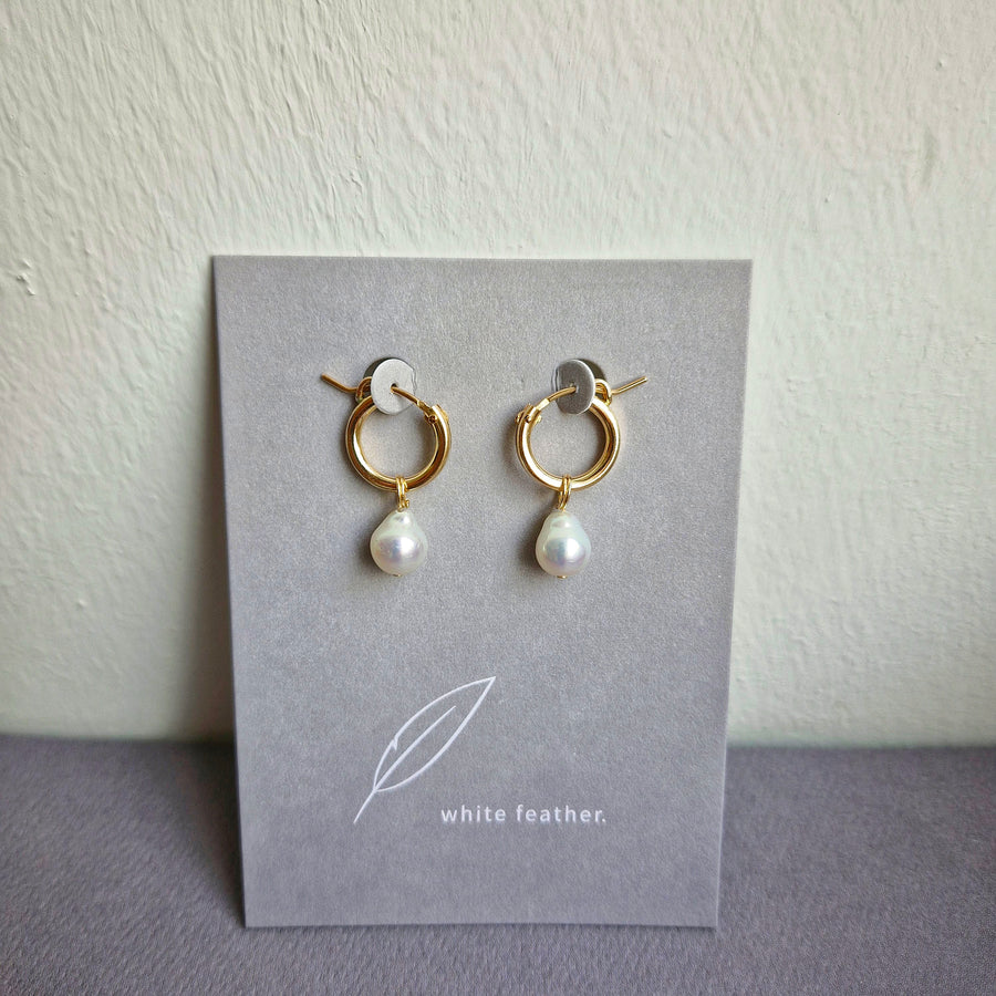Freshwater Pearl Leverback Hoop Earrings / 14k Gold-filled #2