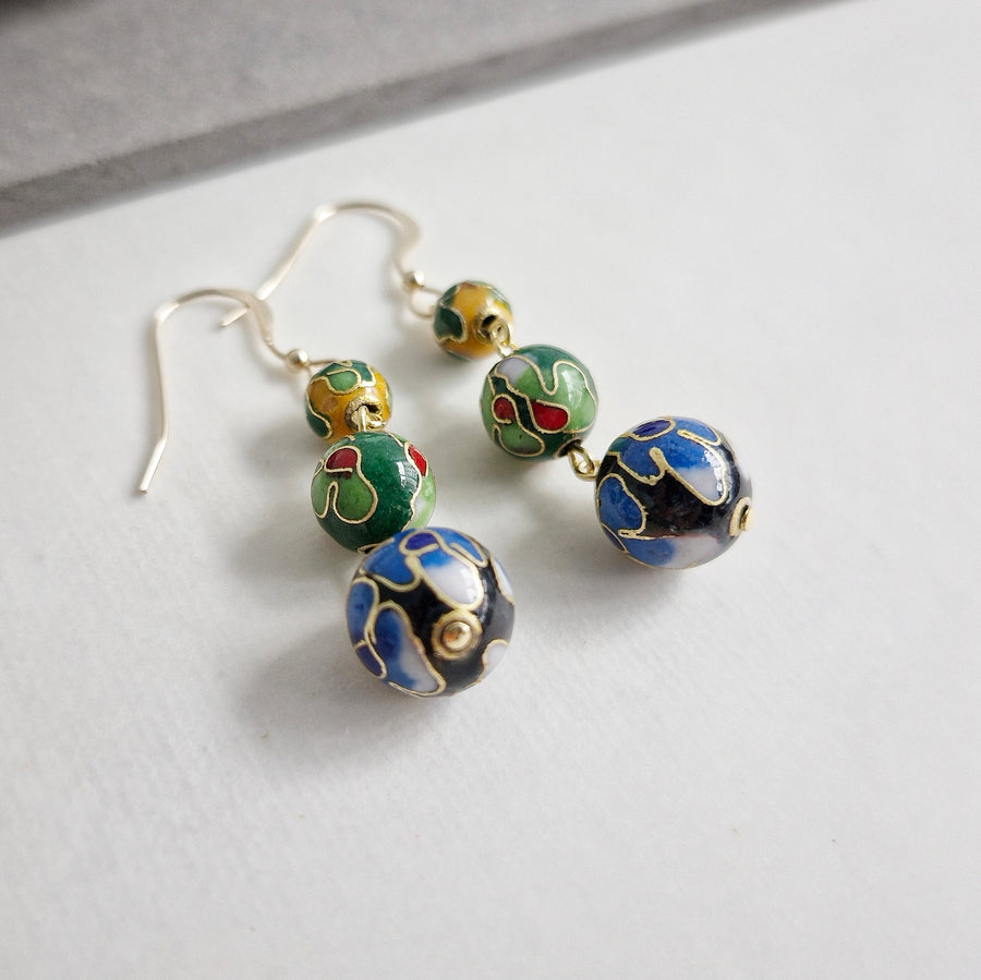 Aetheria Earrings (BkGY) / Cloisonne
