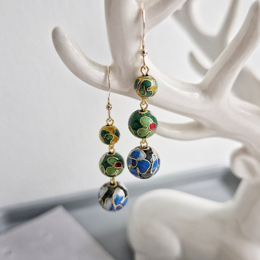 Aetheria Earrings (BkGY) / Cloisonne