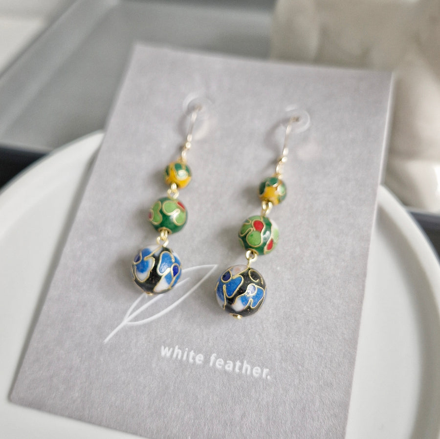 Aetheria Earrings (BkGY) / Cloisonne