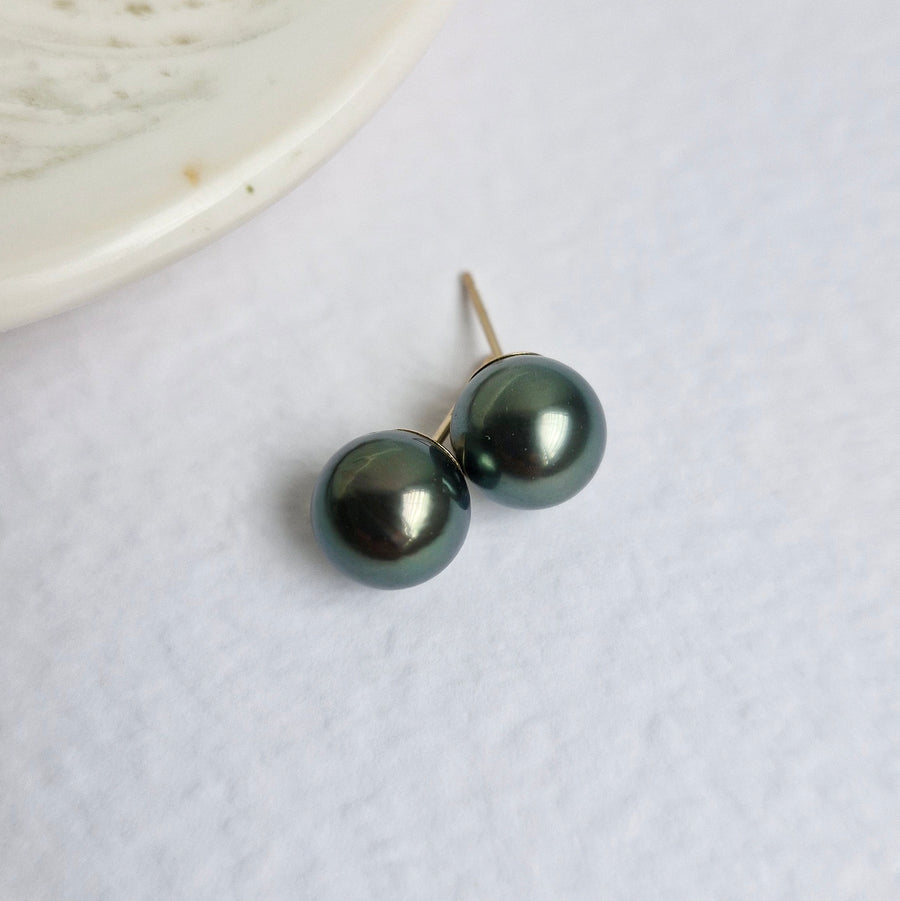Tahitian Pearl Earstuds #17 (Dark Grey/Green Overtone) / 14k Gold-filled