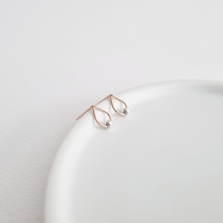 Dew Earstuds / 14k Gold-filled