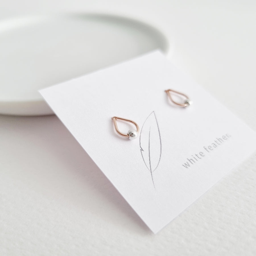 Dew Earstuds / 14k Gold-filled