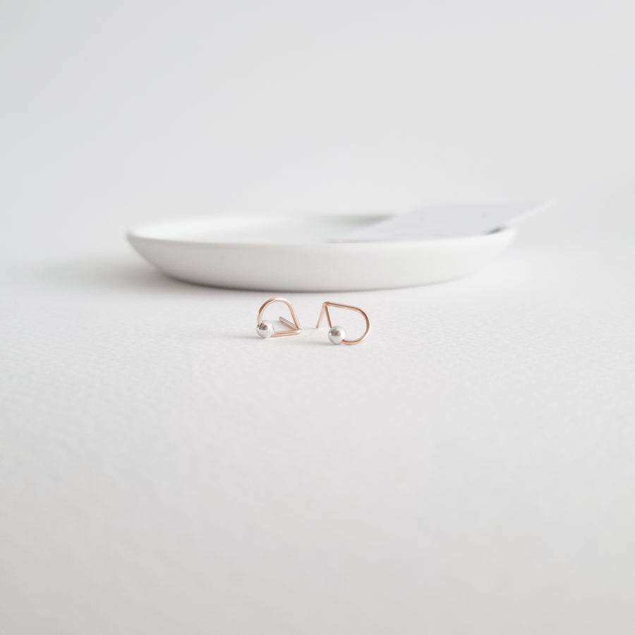 Dew Earstuds / 14k Gold-filled