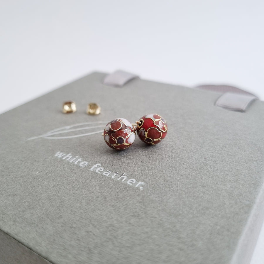 Cloisonné Earstuds 10mm (Basic) /  Brick Red