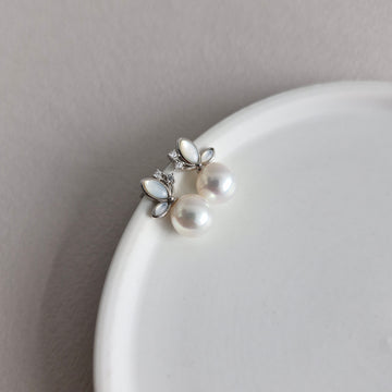 CALLIS Freshwater Pearl Earrings