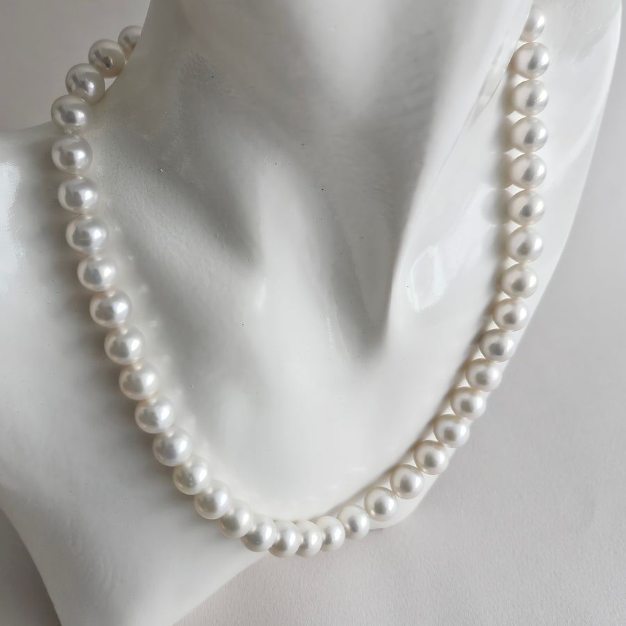 Graduated Freshwater Pearl Necklace