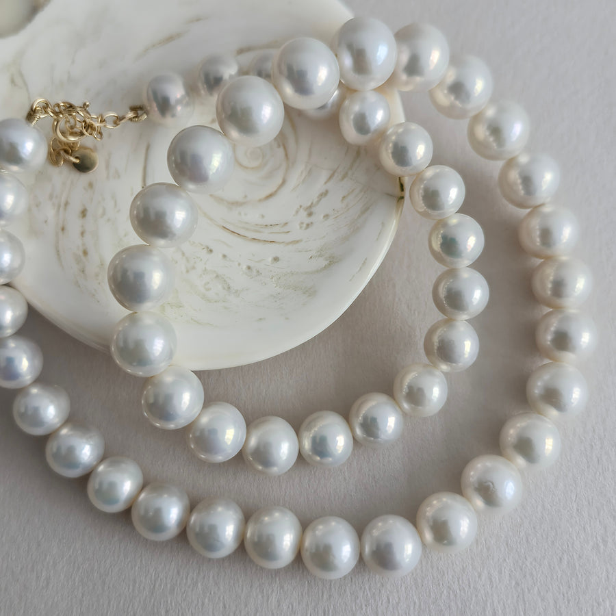 Graduated Freshwater Pearl Necklace