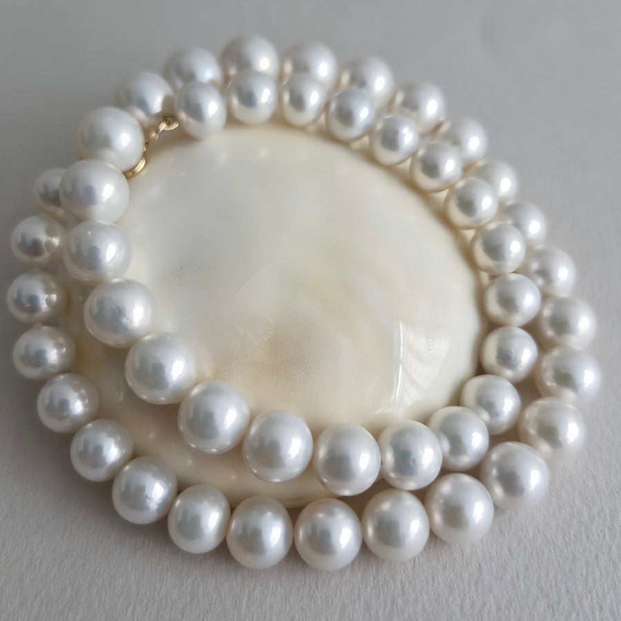 Graduated Freshwater Pearl Necklace