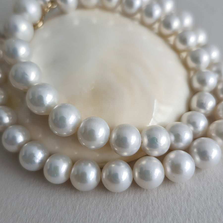 Graduated Freshwater Pearl Necklace