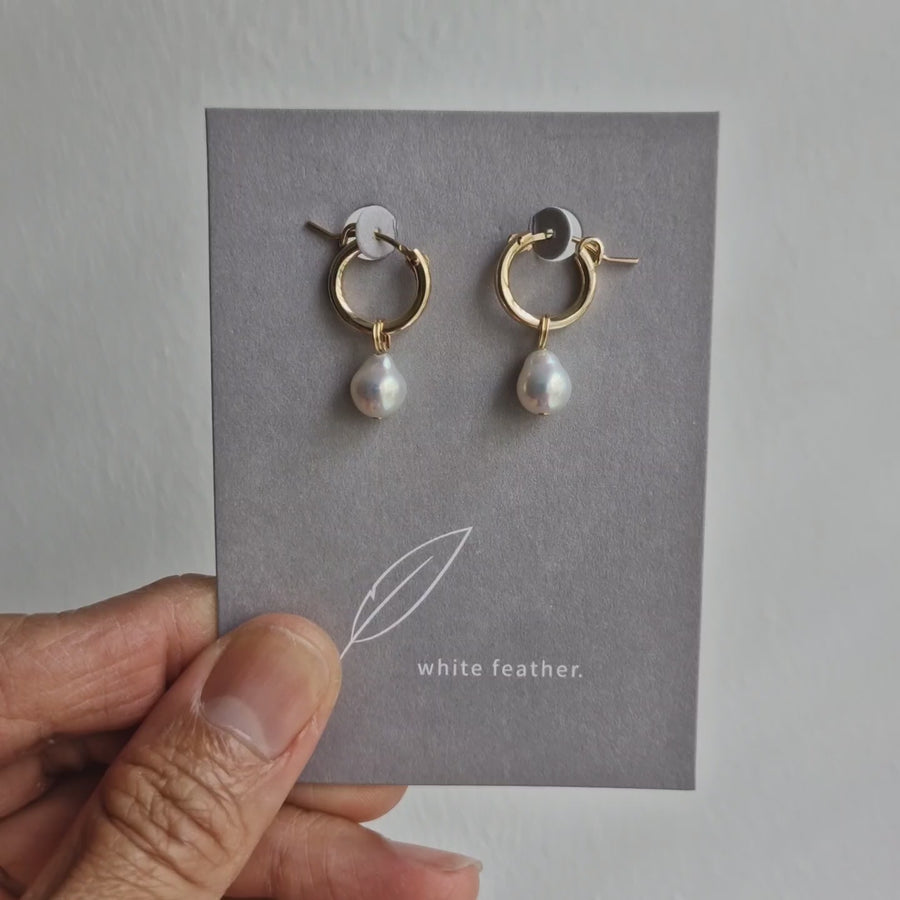 Freshwater Pearl Leverback Hoop Earrings / 14k Gold-filled #2