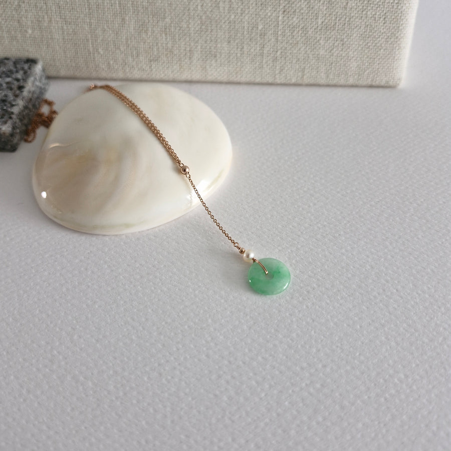 Edith Y-Necklace w/Freshwater Pearl | 12.5mm x 2mm Green Jade Donut