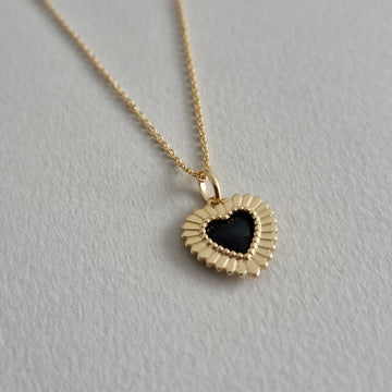 AMIAS Demi-fine Black Agate Heart Necklace