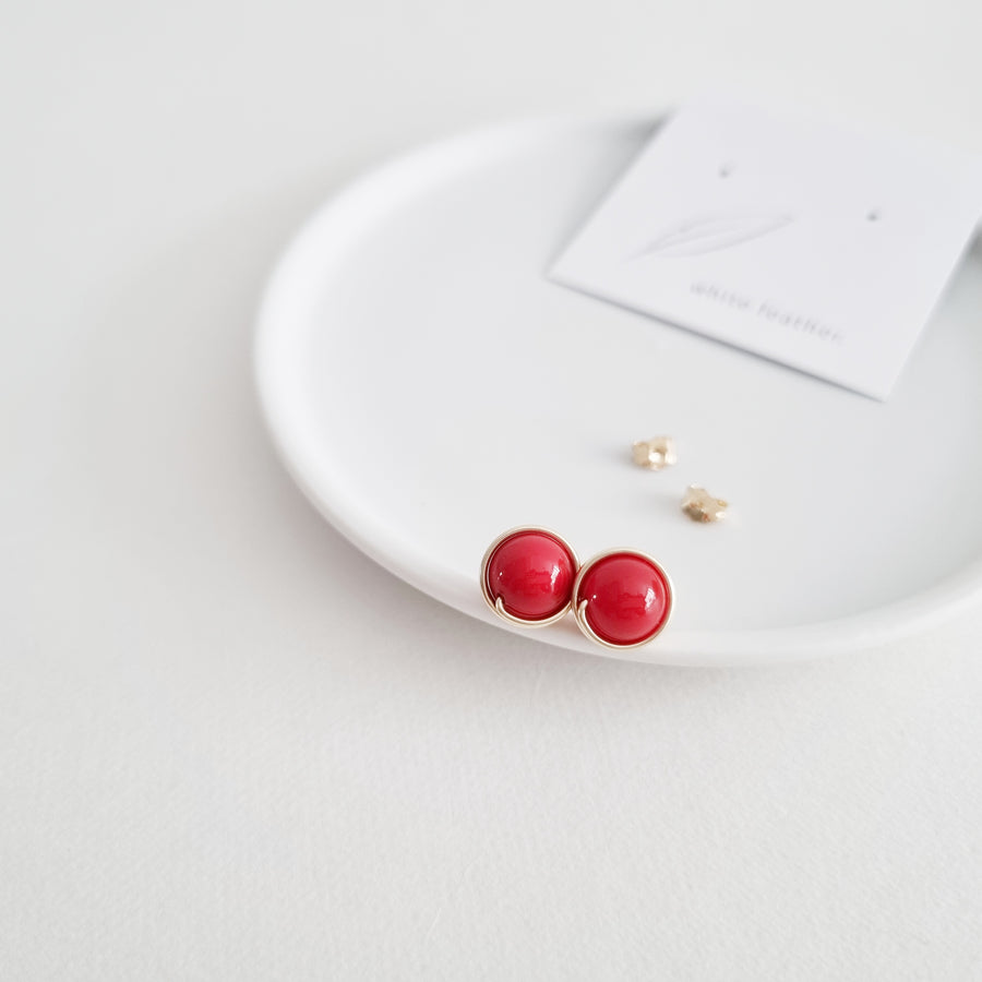 Red Shell Pearl Earstuds (Large) / 14k Gold-filled