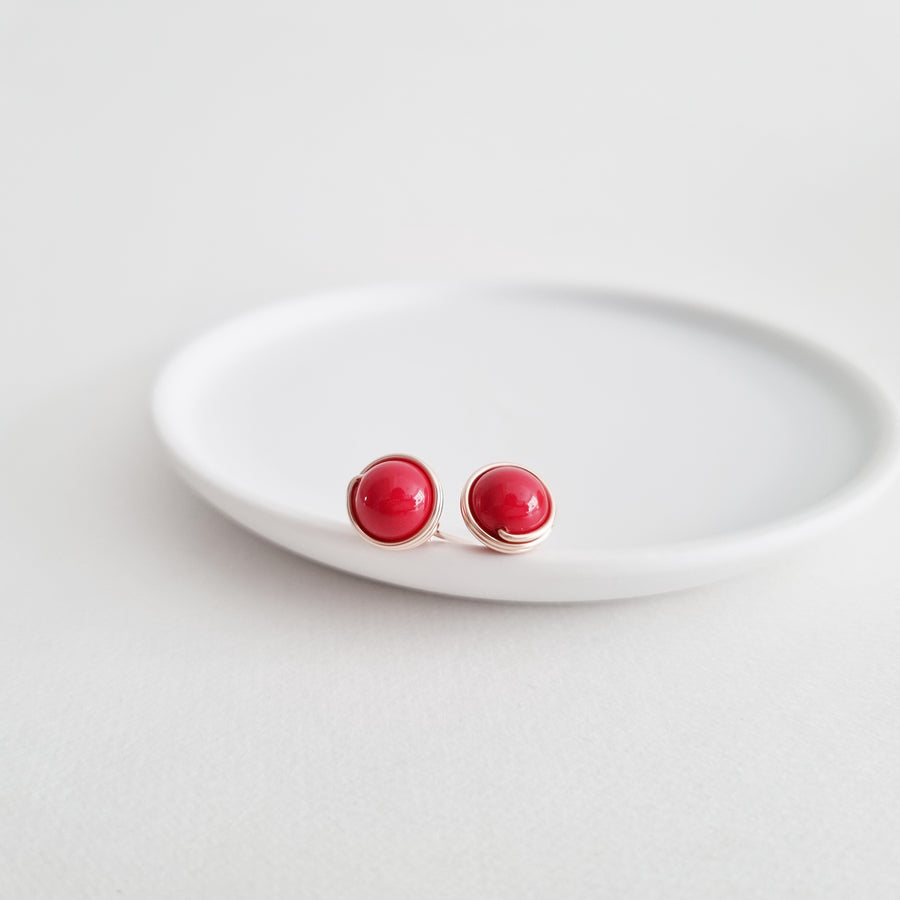 Red Shell Pearl Earstuds (Large) / 14k Gold-filled