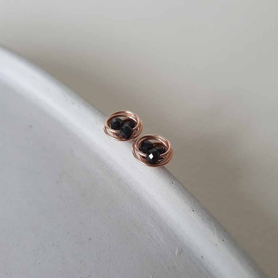 Estelle Earstuds / Black Spinels