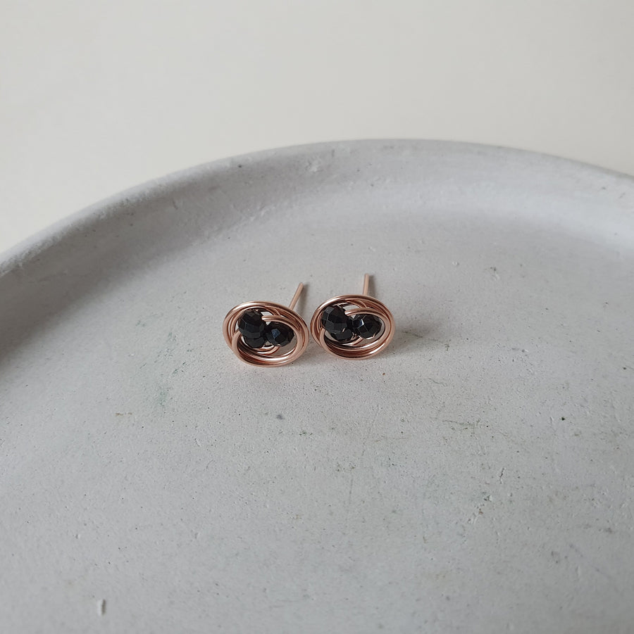 Estelle Earstuds / Black Spinels