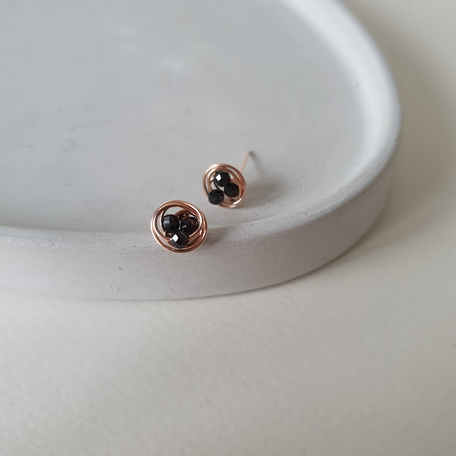 Estelle Earstuds / Black Spinels