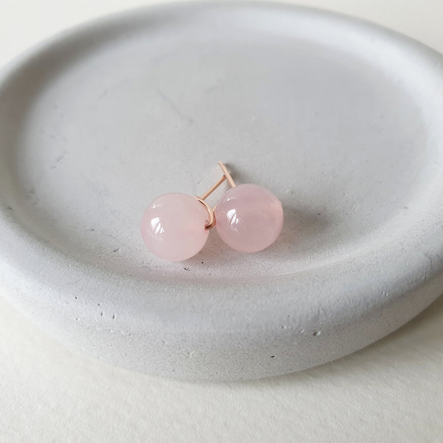 Madagascar Rose Quartz Earstuds 8mm (Basic) / 14k Gold-filled