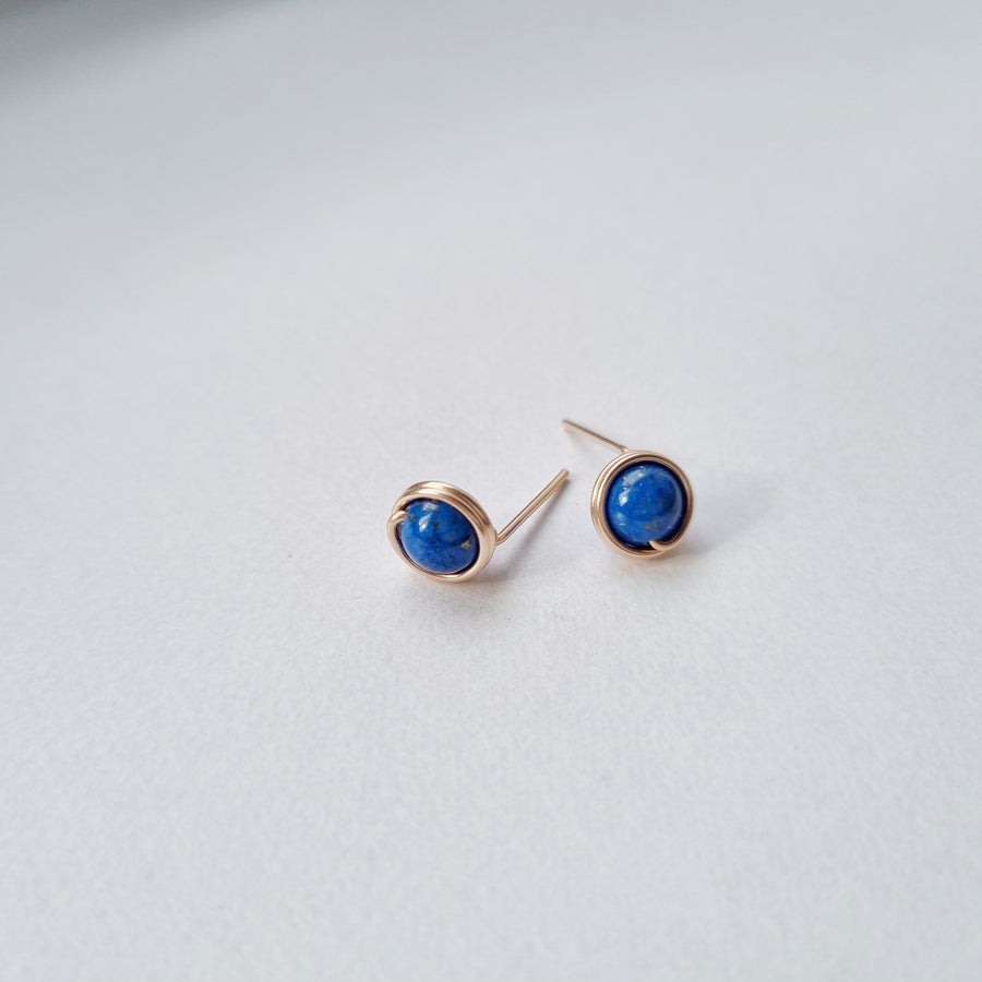 Lapis Lazuli Earstuds (Medium) / 14k Gold-filled