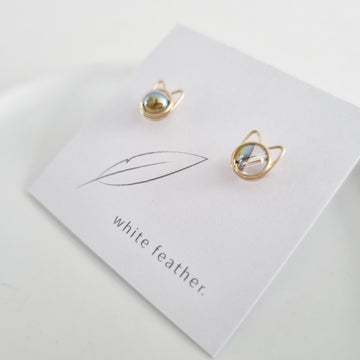 Miracle Meowstuds / Austrian Crystal | 14k Gold-filled