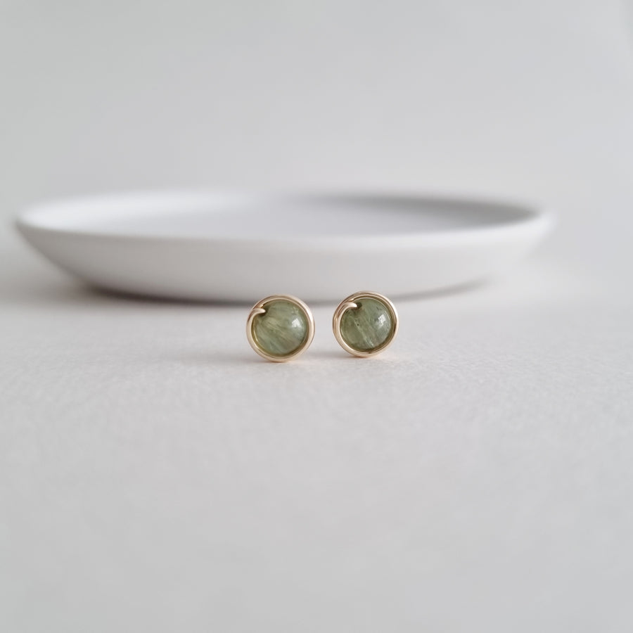 Green Apatite Earstuds / 14k Gold-filled