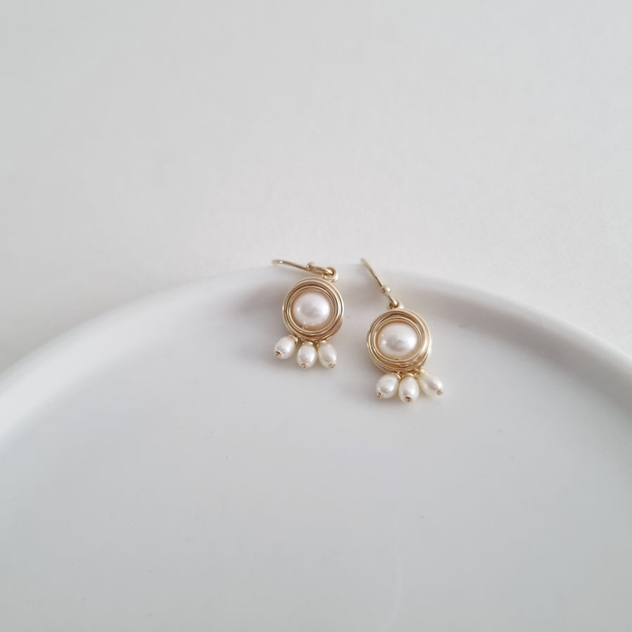 Pebble Earrings / Freshwater Pearls