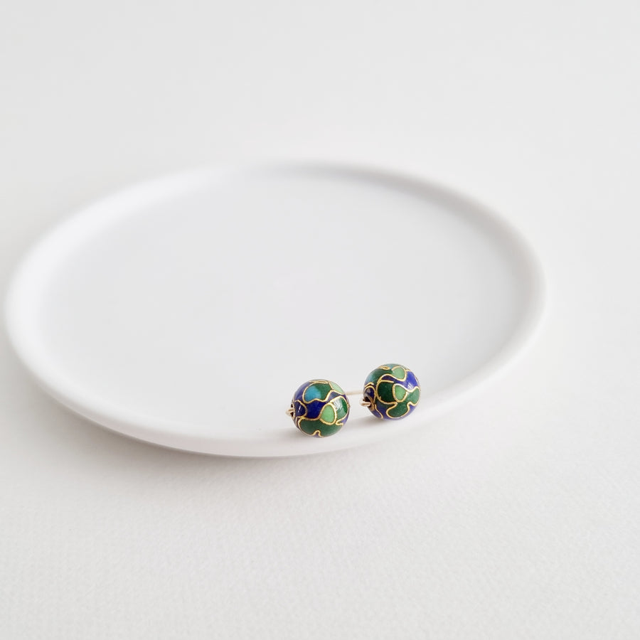 Cloisonné Earstuds 8mm (Basic) / Dark Blue