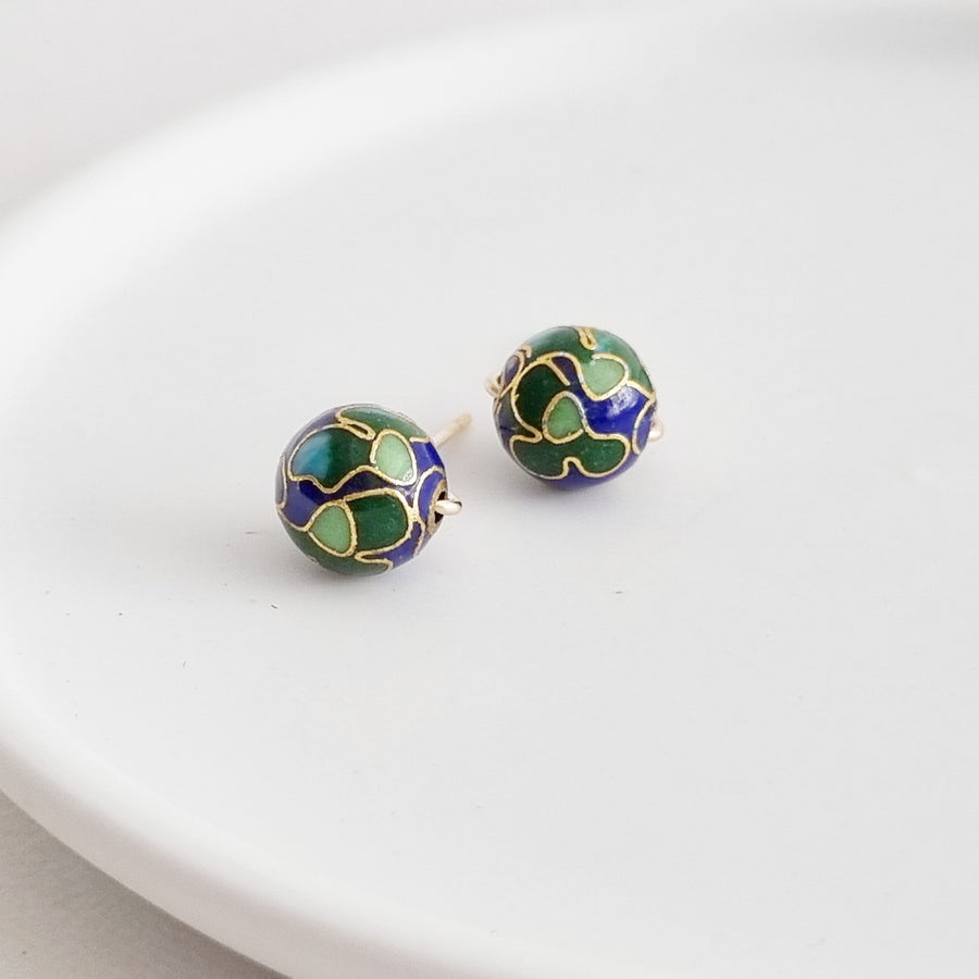 Cloisonné Earstuds 8mm (Basic) / Dark Blue