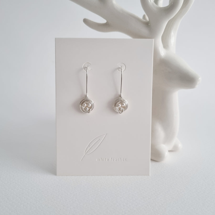 Robin's Nest Earrings (10mm) / Austrian Pearls / 925 Silver