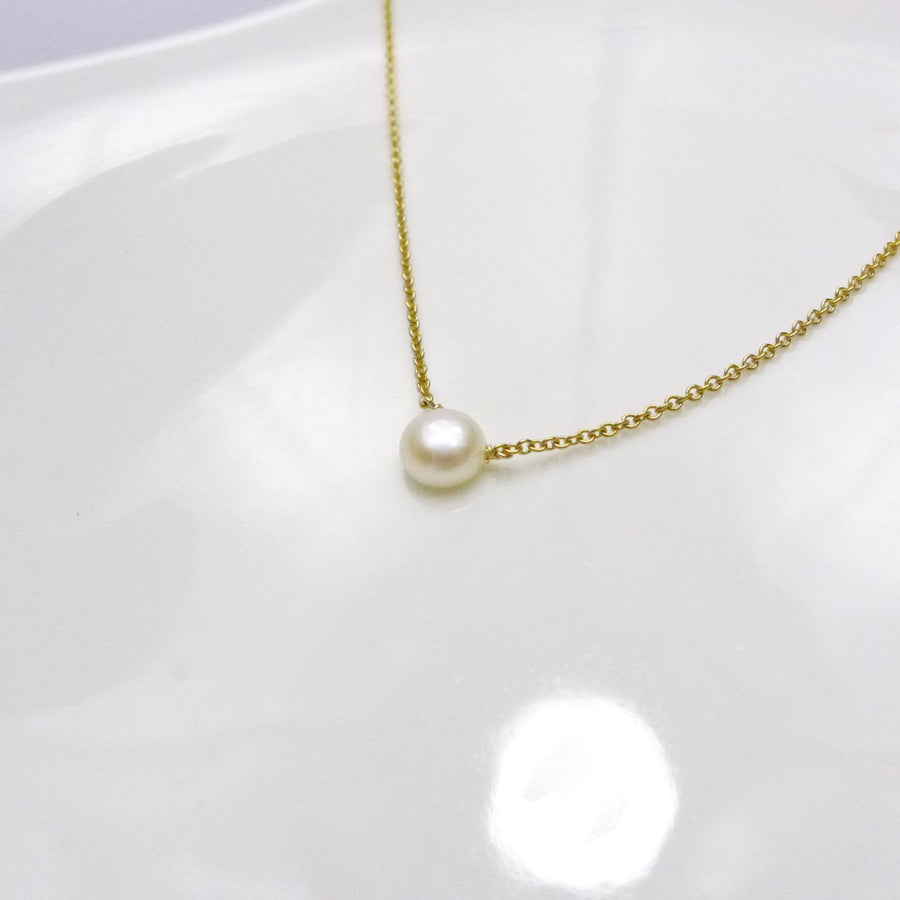 Chain with pearl discount pendant