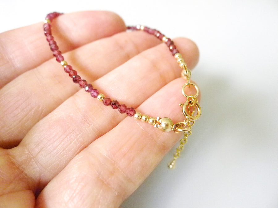 Allysha Stacking Bracelet / Red Garnet