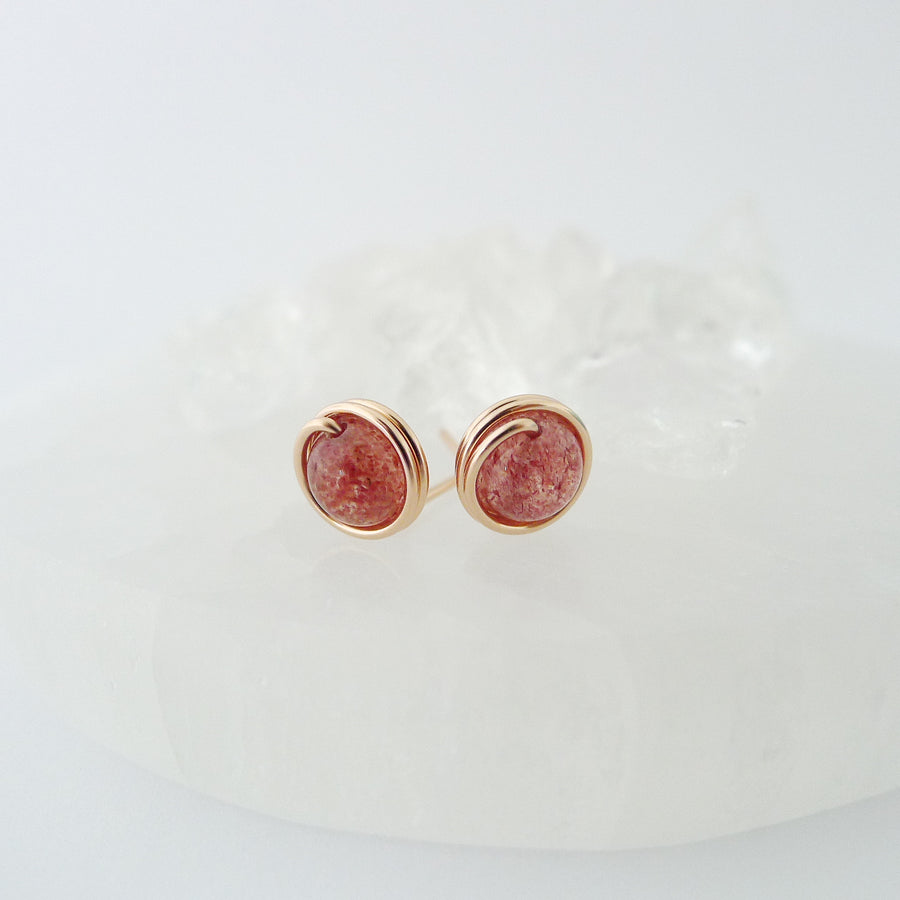 Strawberry Quartz Earstuds (Medium) / 14k Gold-filled