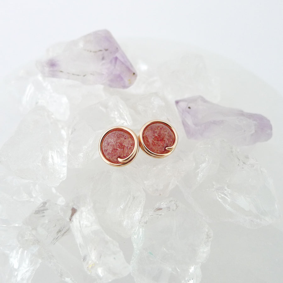 Strawberry Quartz Earstuds (Medium) / 14k Gold-filled