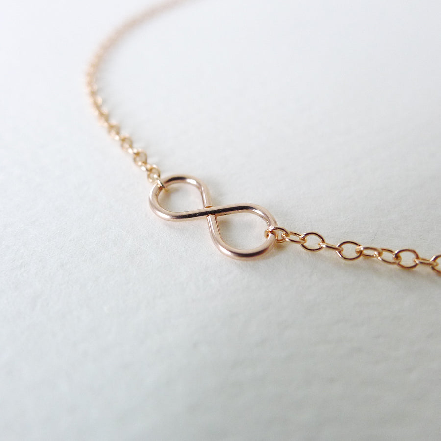 Infinity Necklace / 14k Gold-filled