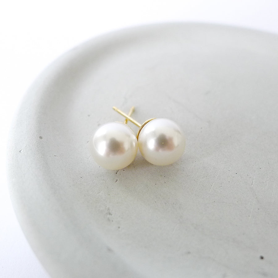 White Crystal Pearl Earstuds 8mm