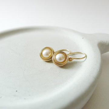 Brenna Earrings / Freshwater Pearl