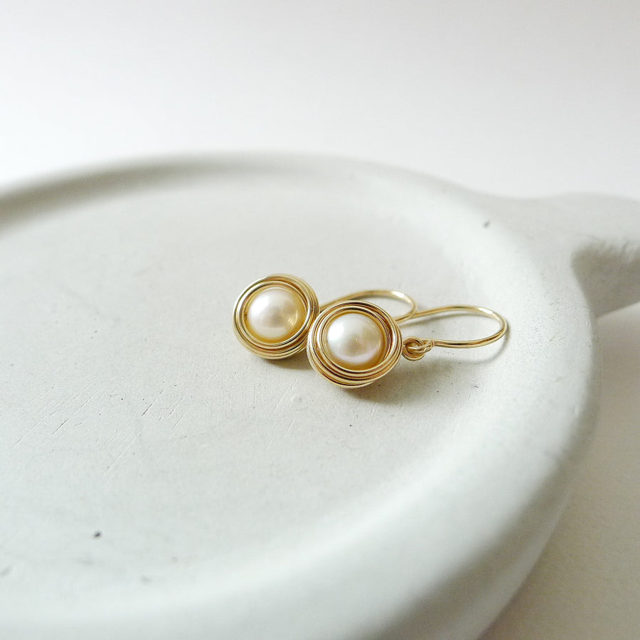 Brenna Earrings Freshwater Pearl White Feather