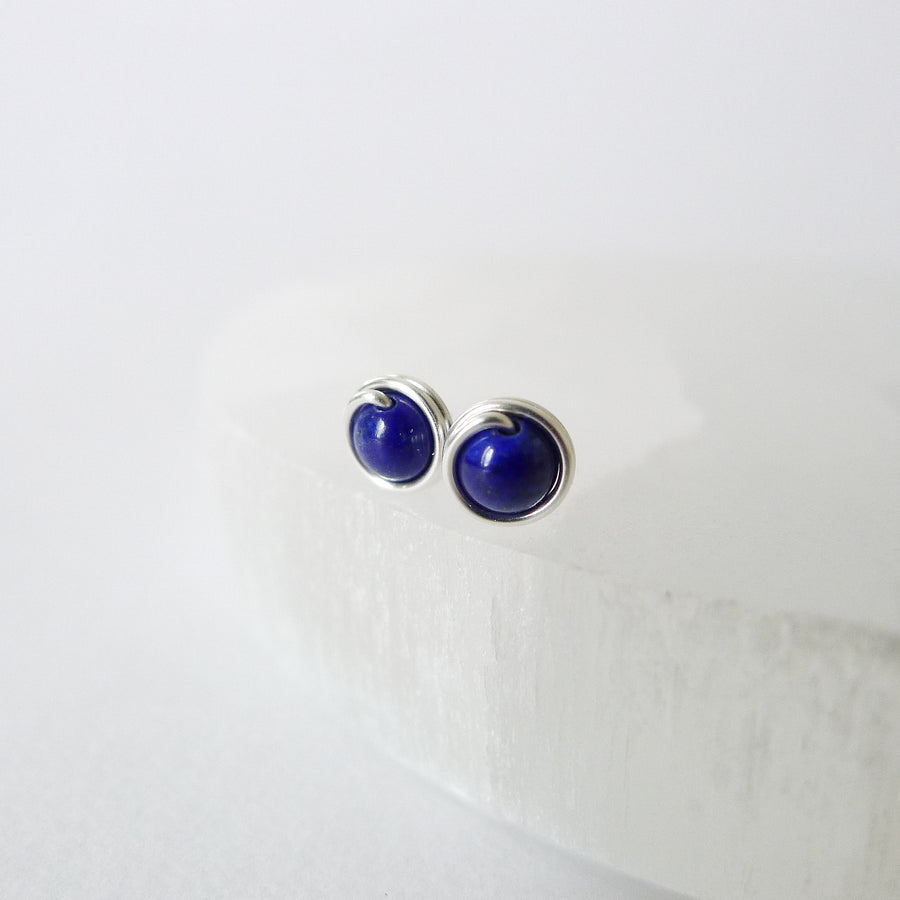 Lapis Lazuli Earstuds (Small) / 14k Gold-filled / 925 Silver