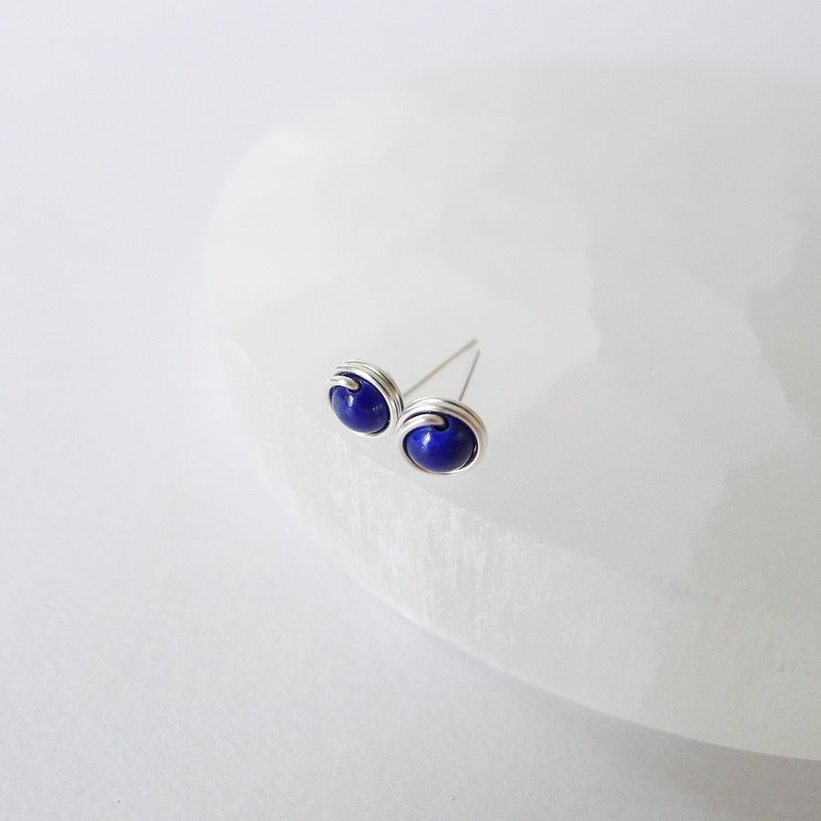 Lapis Lazuli Earstuds (Small) / 14k Gold-filled / 925 Silver