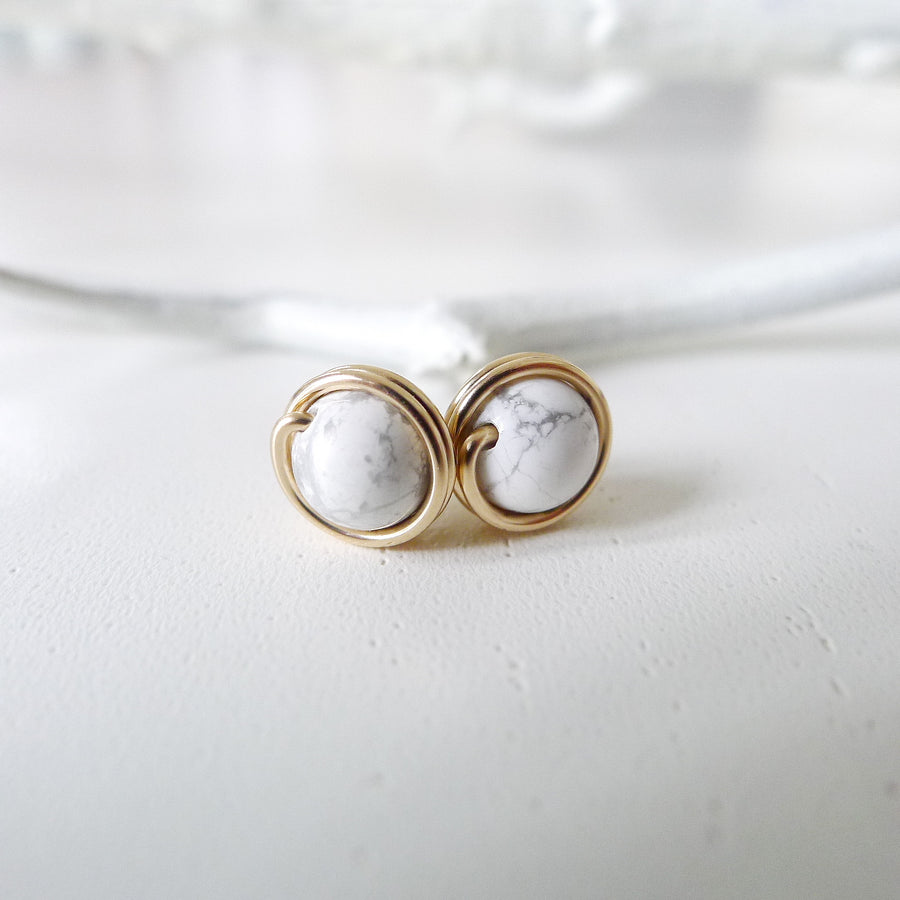 Howlite Earstuds (Medium) / 14k Gold-filled