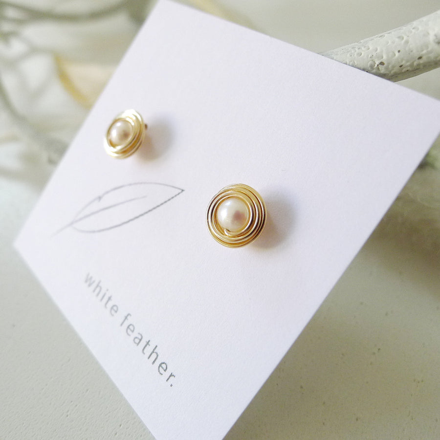 Branka Earstuds / Freshwater Pearls