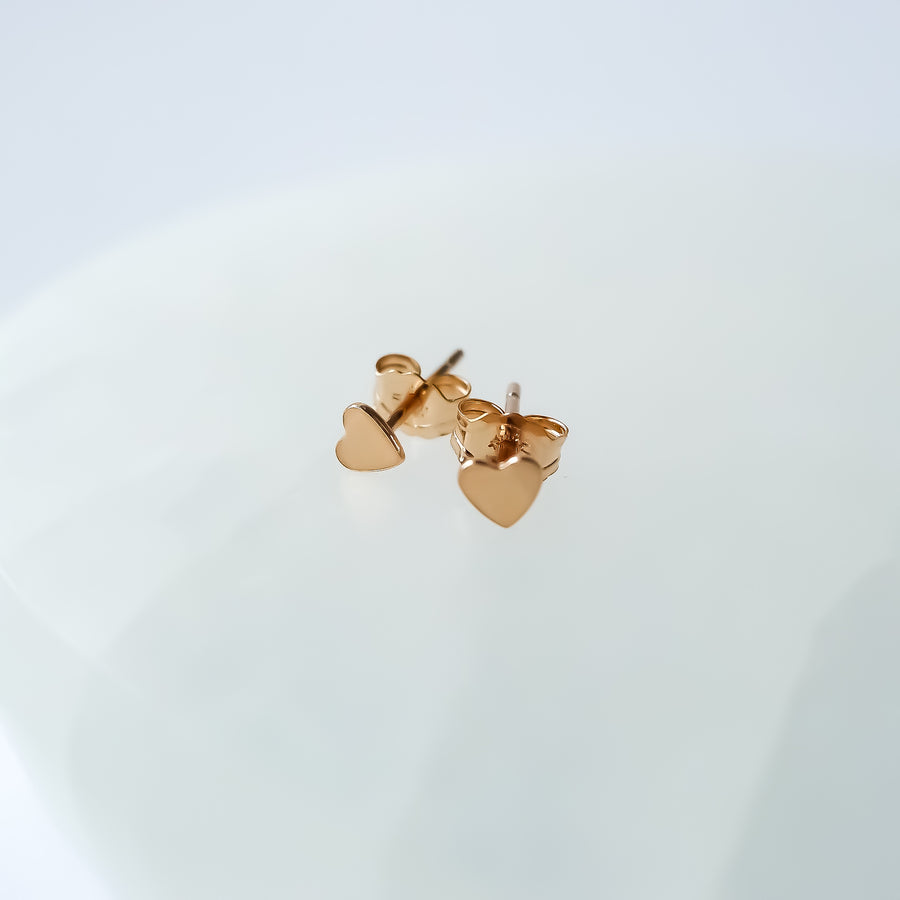 Baby Heart Earstuds / 14k Gold-filled