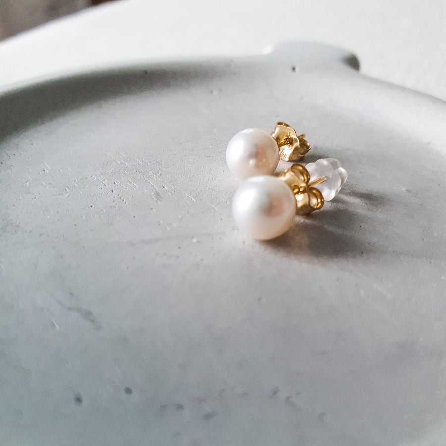 Fresh Water Pearl studs /5.5 or 7mm
