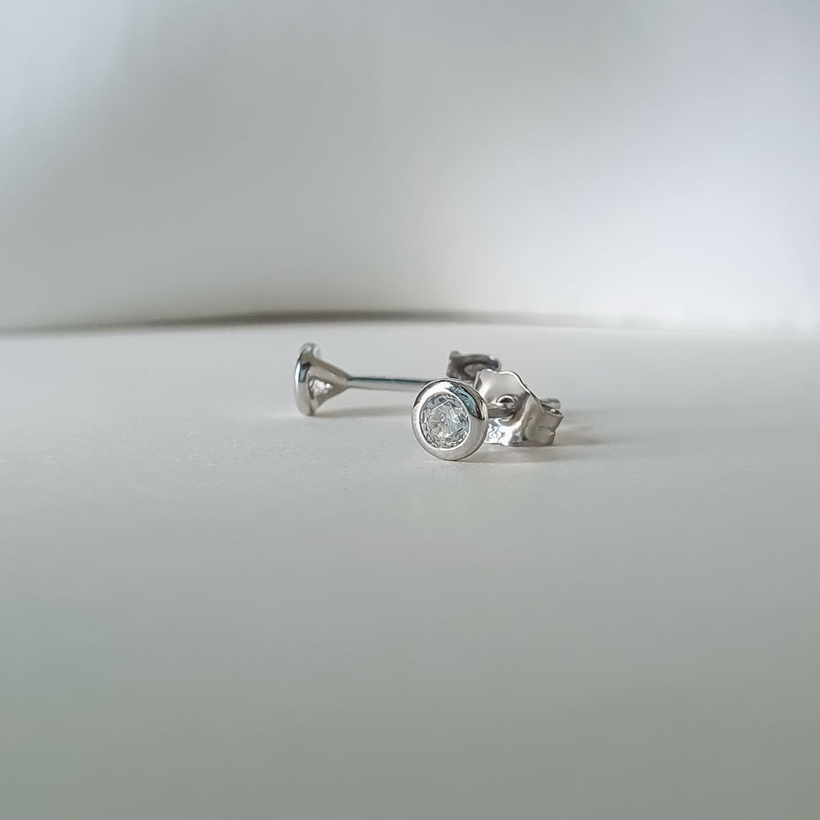 Faven Earstuds / Rhodium-plated 925 Silver