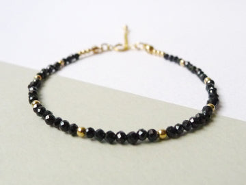 Allysha Stacking Bracelet / Black Spinel